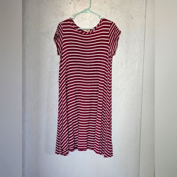 Forever Rose T-shirt Dress - 1X - maroon and white - Picture 1 of 4